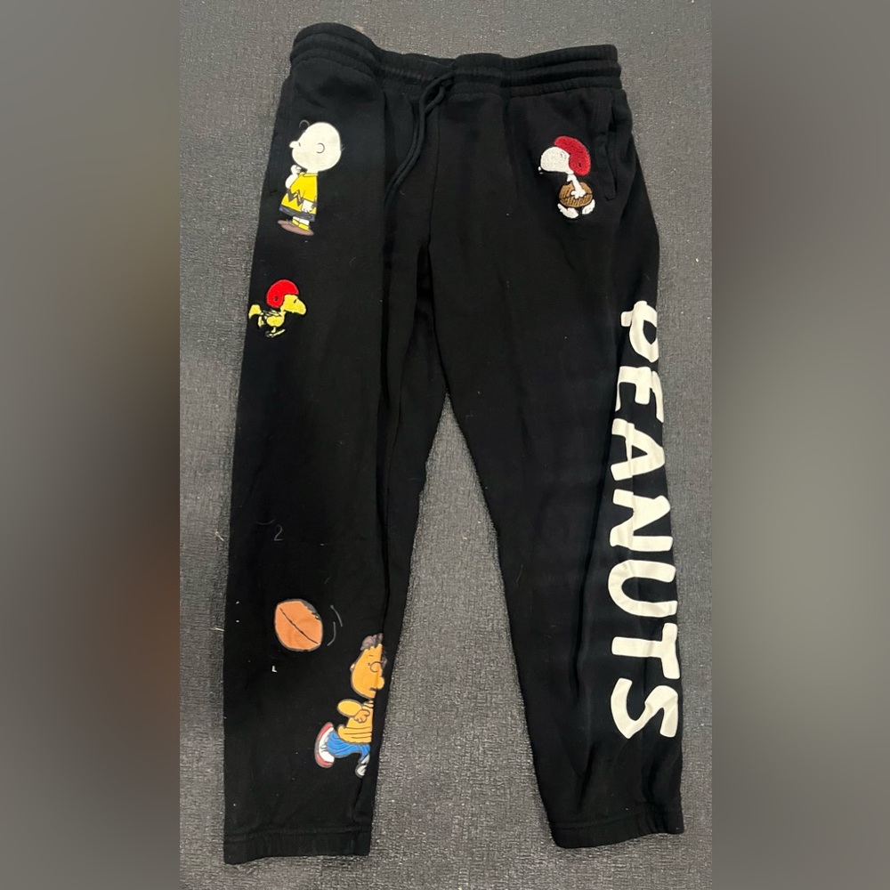 Aeropostale Black Peanuts Sweatpants